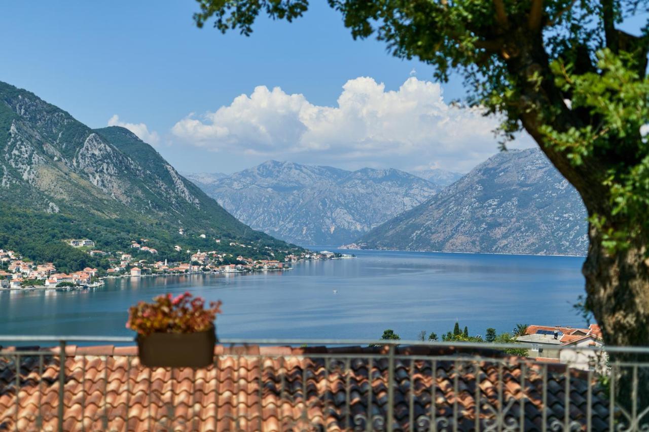 Our Sunset Apartments With Pool And Sea View Kotor Exterior foto