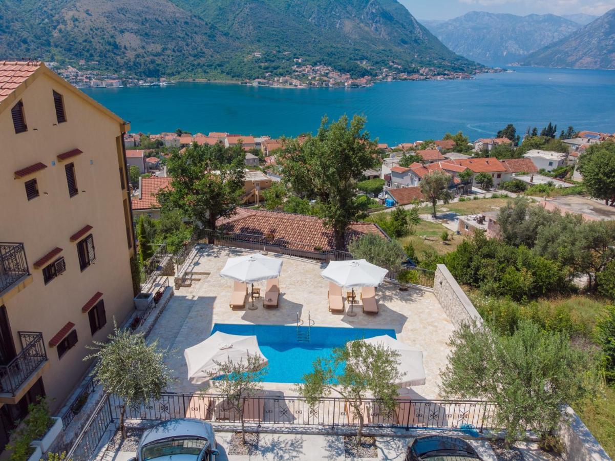 Our Sunset Apartments With Pool And Sea View Kotor Exterior foto