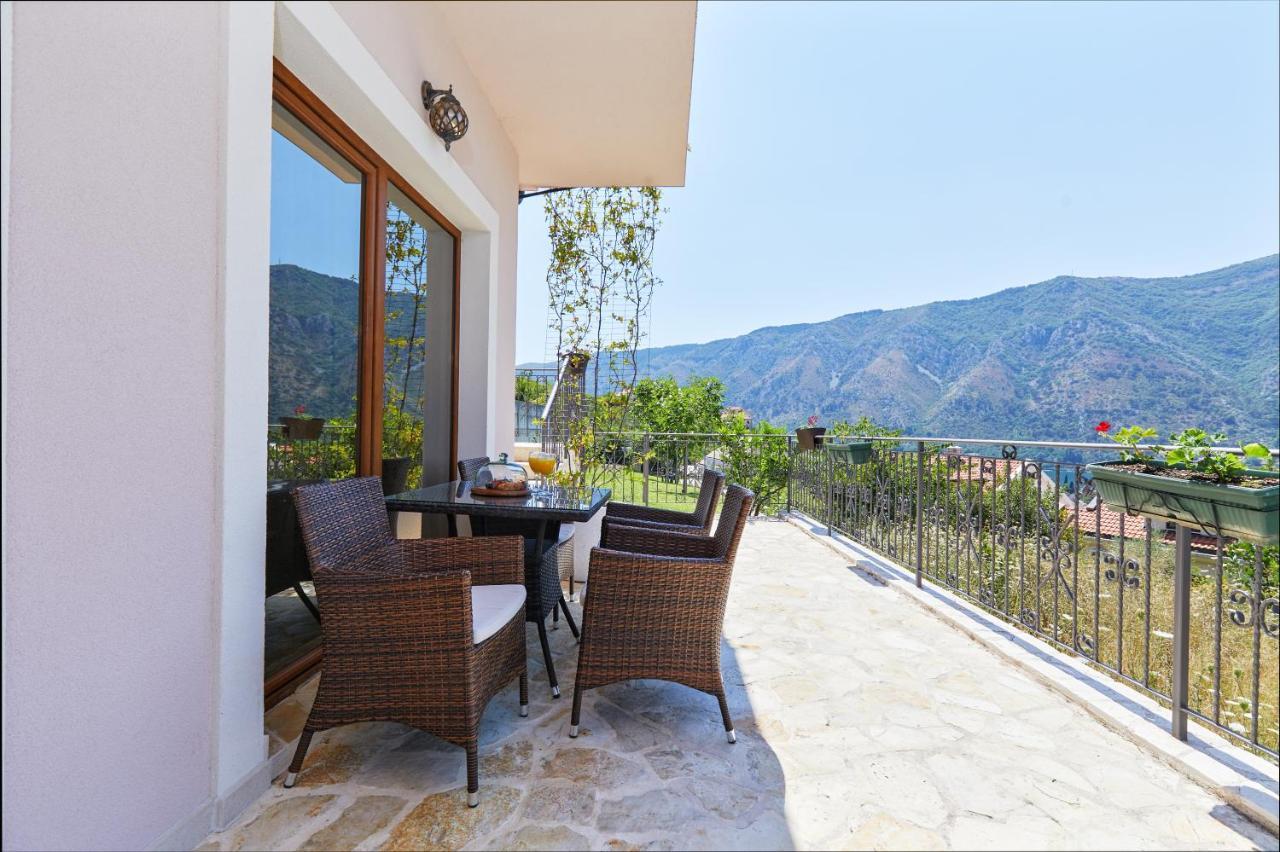 Our Sunset Apartments With Pool And Sea View Kotor Exterior foto